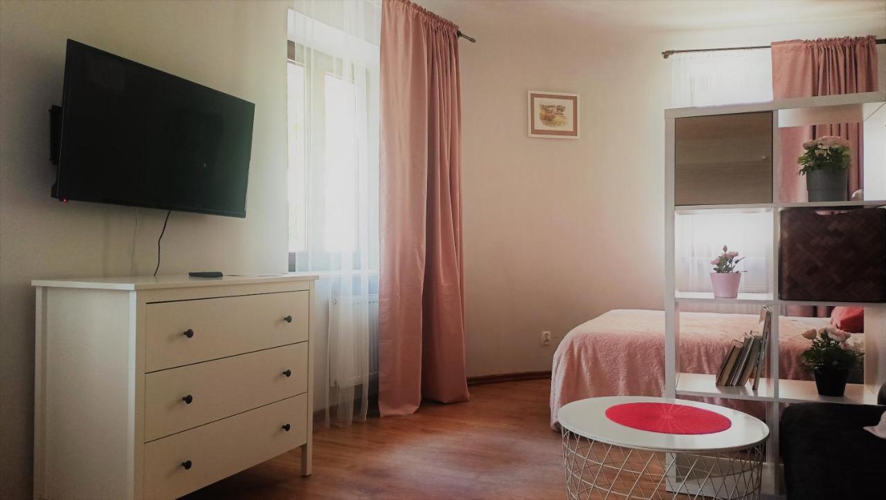 Apartament Malinowy Swietoduska 12 Lublin Exteriér fotografie